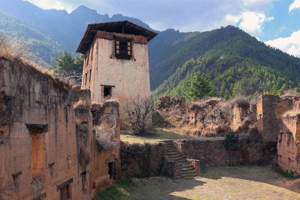 Drukyel Dzong Ruins