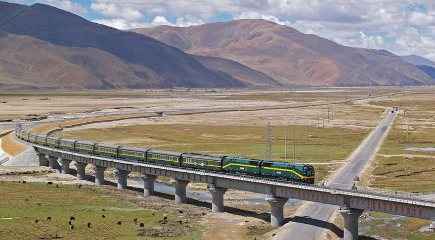 Traveling Tibet by train