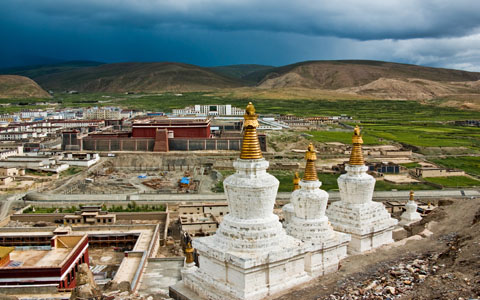 9 Days Lhasa to Everest Base Camp Tour with Sakya Monastery