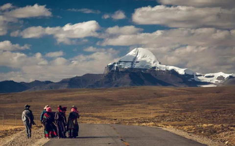 Lhasa to Kailash Manasarovar Distance: How to Get to Kailash from Lhasa by Road or Flight