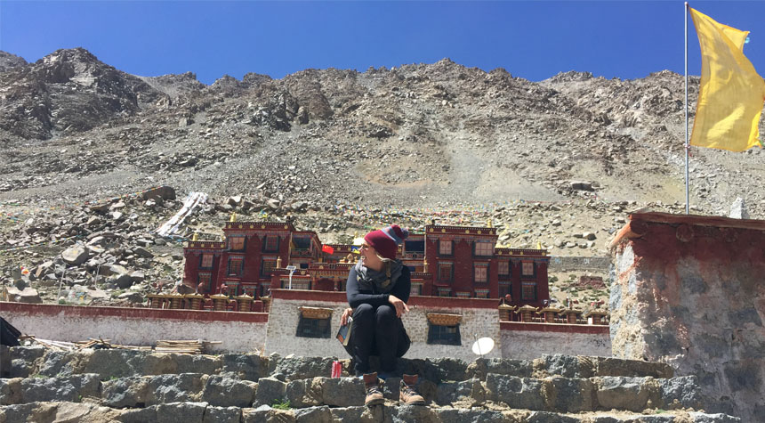 Rest in front of Chuku Monastery