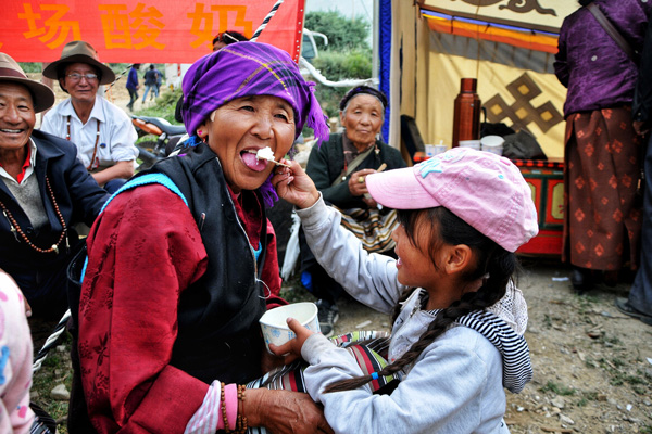 enjoy Yogurt during Shoton Festival