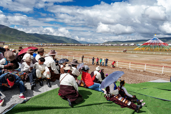 Tibetan Nagchu Horse Racing Festival