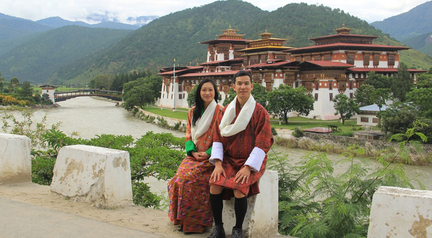 Visit Punakha Dzong in Bhutan