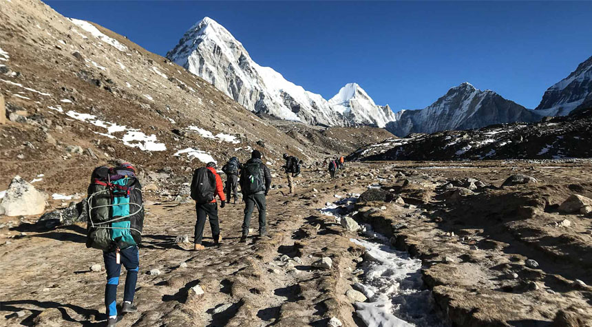 Trekking to Nepal Everest Base Camp