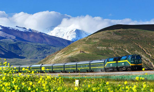 xining delingha intercity train