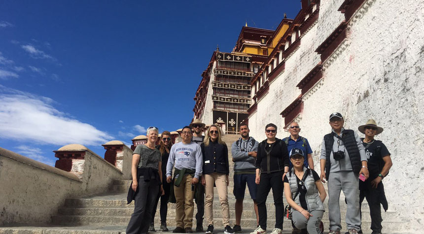 Climbing the Potala Palace with Tibet Lhasa City samll group tour