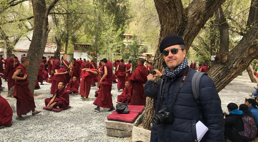 Monks Debates in Sera Monastery