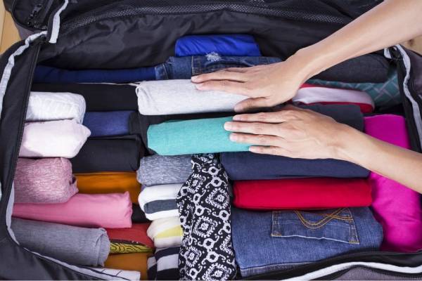 Only pack your essential items for the trip Only pack your essential items for the trip