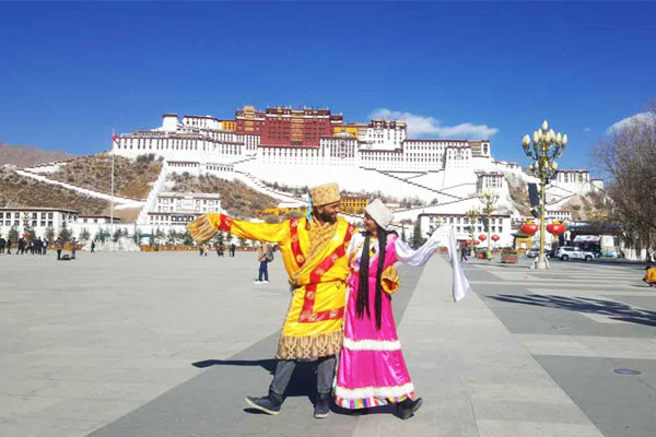 Visit Potala Palace during Honeymoon