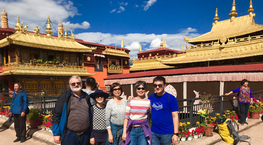 Visit Jokhang Temple in Tibet