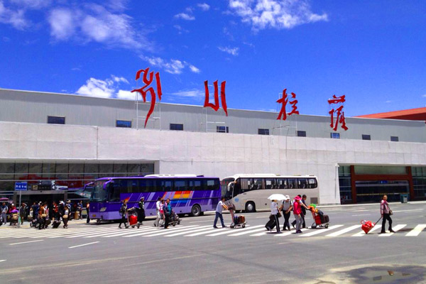  Lhasa Gonggar Airport 